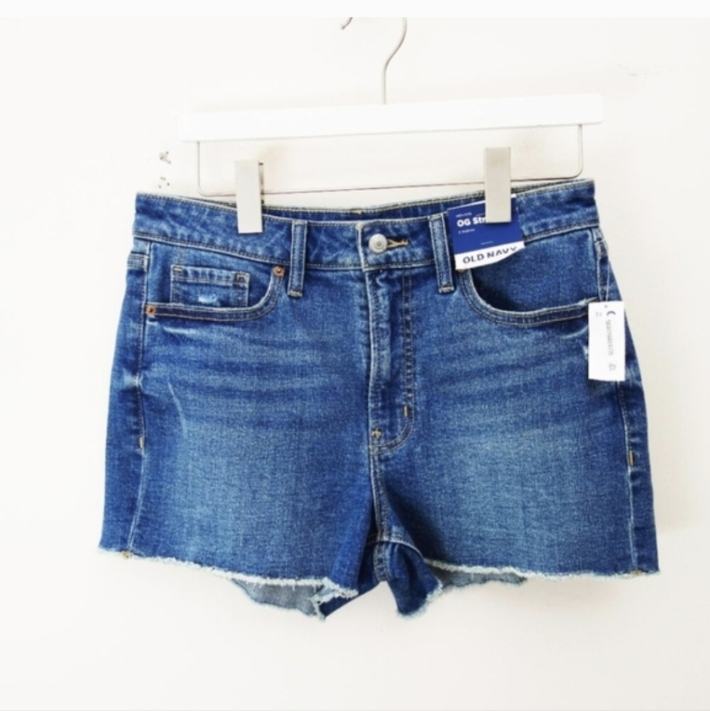 Old Navy High-Rise OG Straight Blue Denim Shorts 3" Inseam Size 8 NWT!